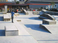 Thanks stad lokeren voor dit mooie cadeau. Skate Parks Near Lokeren Skatepark