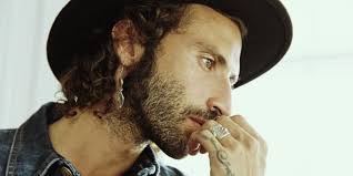 Leiva: "Macarena García es mi compañera y me ha dado muchas canciones"