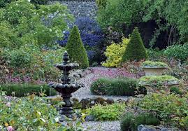 1 031 Otmetok Nravitsya 7 Kommentariev Country Life Magazine Countrylifemagazine V Instagram Benvarden Co In 2020 Country Life Magazine Fountain Rose Garden