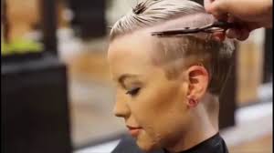 Forced haircut women hairstyles for short hair for women makeover beauty salon headshave women. 7 Androgynous Haircuts And Tips For The Gender Nonconforming Hair Motive