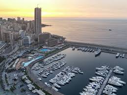 No one has yet been held responsible for the blast caused by ammonium nitrate stored at the port. A Resilient Banking Sector Is Allowing Lebanon S Economy To Endure Regional Strife World Finance