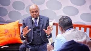 Speculation ran rife that moses kuria was dating charity mwangi after the two were seen together countless times, especially after they visited president uhuru kenyatta at state house together. If Aden Duale Removes Me From House Committees I Will Vie And Defeat Him As Majority Leader Moses Kuria Article Pulse Live Kenya