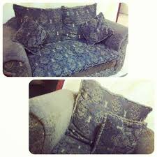 للبيع جلسة عربية لون اخضر ل 7 اشخاص بحالة جيدة السعر 50 دينار 33770050