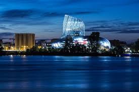 « la cité du vin sera un lieu de découverte des vignobles du monde, un voyage à travers les cultures. Visiter La Cite Du Vin A Bordeaux Billets Tarifs Horaires