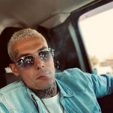 Cody Starks's Instagram, Twitter & Facebook