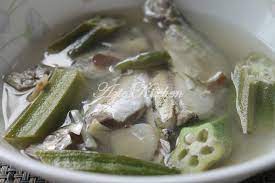 Dah siap ikan masak pindang.lepas masuk sayuran biar sekejap jer sebab sayuran ni cepat masak. Masak Singgang Ikan Selar Kuning Azie Kitchen