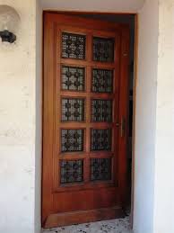 Son châssis ouvrant, indépendant de la grille, permettra une ventilation appréciable sans compromettre la sécurité de votre logement. Remplacement De Porte D Entree Aluminium En Depose Totale A La Valette Du Var 2b Alu