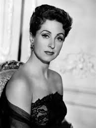 Page officielle de la comédienne gabrielle fontaine. Danielle Darrieux Wikipedia