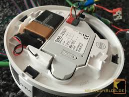 Eine weile habe ich auch versucht mit qelectrotech zu arbeiten, allerdings ist es mir etwas zu aufwendig und das programm in v0,60 auch noch zu unfertig. Operation Smart Home Zwischenstand Loxone Knx 1wire Und Co Meintechblog De