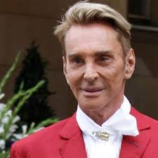 His birthday, what he did before fame, his family life, fun trivia facts, popularity rankings, and more. Desiree Nick Seltenes Foto Mit Sohn Oscar Und Wolfgang Joop Gala De