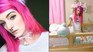 They are mind washed and diapered. What An Adult Baby Diaper Lover Relationship Is Really Like Ladbible