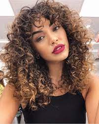 Giovana Cordeiro On Instagram I Think I Should Use More Lipstick Support Cordeiro Curly Hair Inspiration Curly Hair Styles Naturally Curly Hair Styles