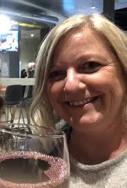 Quick Brown Fox: Congratulations to Yvonne and Susan, winner and finalist  in the CANSCAIP Writing for Children Contest