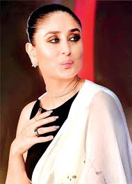 Kareena kapoor khan latest news, pictures, wallpapers and kareena kapoor khan videos. Kareena Kapoor Khan New Photos Ameesha Patel Fans