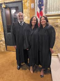 Passing the baton: Pratt family features 3 generations of Black attorneys,  2 generations of judges - The Indiana Lawyer