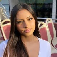 Evelyn Rendon's Instagram, Twitter & Facebook