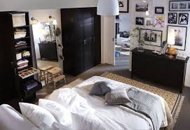 Alibaba.com'daki ikea yatak odası takımları, farklı kullanıcı ihtiyaçlarını hesaba katan her tür stil ve modeli içeren geniş bir ürün yelpazesine sahiptir. Sik Ve Modern Tarzda Bir Yatak Odasi Mi Istiyorsunuz Size En Yakin Ikea Magazasina Yatak Odasi Ev Dekorasyonu Ikea