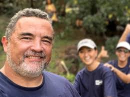 Reginald Holiday's Instagram, Twitter & Facebook