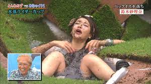 鈴木紗理奈がまんぐり返しや乳首ポロリしている放送事故のエロ画像 - ３次エロ画像 - エロ画像