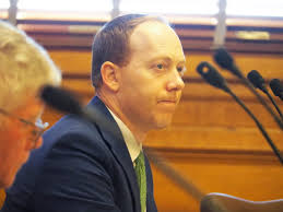 Kansas lawmakers tangle over audit of African American Affairs Commission •  Kansas Reflector