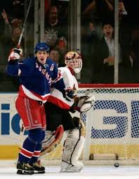 Dominik hašek, rodným příjmením kaštánek (* 29. Nhl Ihned Cz