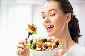 Berikut ini adalah 7 jenis makanan berkalori tinggi yang sehat dan tidak perlu untuk anda hindari. Tidak Perlu Vitamin Penggemuk Badan Ini Cara Aman Menambah Berat Badan Alodokter