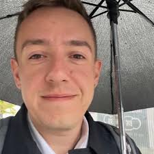 Lauren Hoyle (@hoyle_lauren)