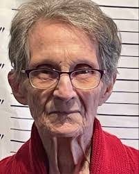 Vicki Aldrich's Instagram, Twitter & Facebook