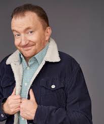 Ken Hall's Instagram, Twitter & Facebook