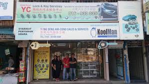 Singkat kata, dia memang seorang gadis yang sangat cantik dan merupakan kebanggaan orang tuaku. Yc Lock And Key Services