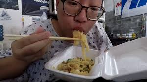 14.05.2021 · cara membuat pangsit rebus dan goreng terenak : Kwetiau Ayam Pangsit 1 Porsi Isi 10 Cuma 28ribu Ajaaa Youtube