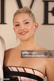 47,054 Kate Garry Hudson Photos & High Res Pictures