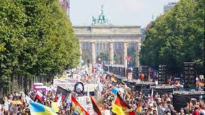 Das bewegt berlin heute | qiez. Anti Corona Demo In Berlin Der Hass Auf Die Maske