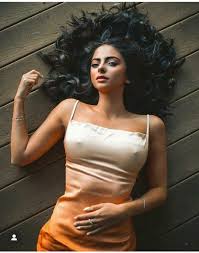 ❤Desi Beauties😍 on X: Its poking out😍 nipple desi indian  t.coo5jH8kr1Pb  X