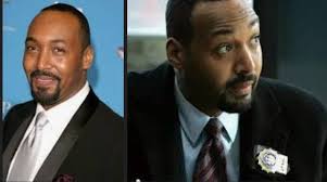 Jesse L. Martin is convinced you know nothing about Detective Ed Green, the  character he played