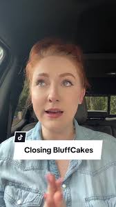 Chloe Bluff Cakes Divorce