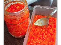 Kuih cincin diperbuat daripada gula, gula nipah/gula apong, tepung beras, minyak masak, air dan gula melaka. Sambal Bakso