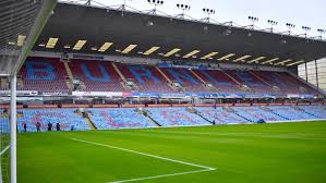 Nicknamed the clarets, due to the dominant colour of their home shirts, they were one of the founder members of the football league in 1888. Burnley Fc Father S Shock At Club S Refusal To Pay Or Furlough Zero Hours Staff Lancashire Telegraph