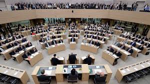 Skremmende med alle skeptikere og konspiratører. Reden Aktuelle Debatten Fraktion Grune Im Landtag Baden Wurttemberg