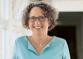 Amanda Wichmann's Instagram, Twitter & Facebook