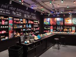 Made freshly by hand, lush uses natural ingredients to create their products. Hyphen Helps To Deliver Biggest Lush Shop In Germany Hyphen