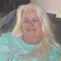 Sheryl Hensley's Instagram, Twitter & Facebook