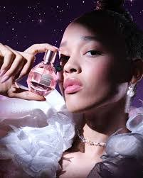 Kelly Slaymaker's Instagram, Twitter & Facebook