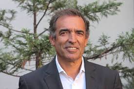 Algarvio diz ser irmão de Adão e Eva e o Estado não consegue provar o  contrário