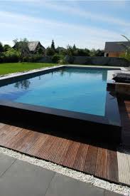 Piscine Semi Enterree En 2020 Piscine Semi Enterree Photo Piscine Piscine
