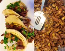 Sustantivo femenino que se usa únicamente en plural, con los tripa nfnombre femenino: Even Fresas Eat Tacos De Tripa The Mexico City Post