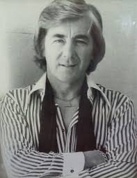 My beloved youngest brother Alan McMahon passed away after a long battle  with cancer born in Tyne Street youngest of 10 RIP Alan 🙏 .xx