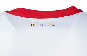 De selectie op één rij met alle: New Fc Utrecht Home Kit 2020 21 T Mobile Replaces Zorg Van De Zaak As Shirt Sponsor Football Kit News
