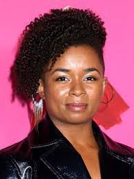 Alexis Floyd's Instagram, Twitter & Facebook