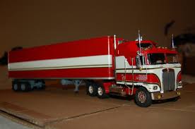Bj And The Bear Truck Found Pin On 1 32 Model Semi Trucks